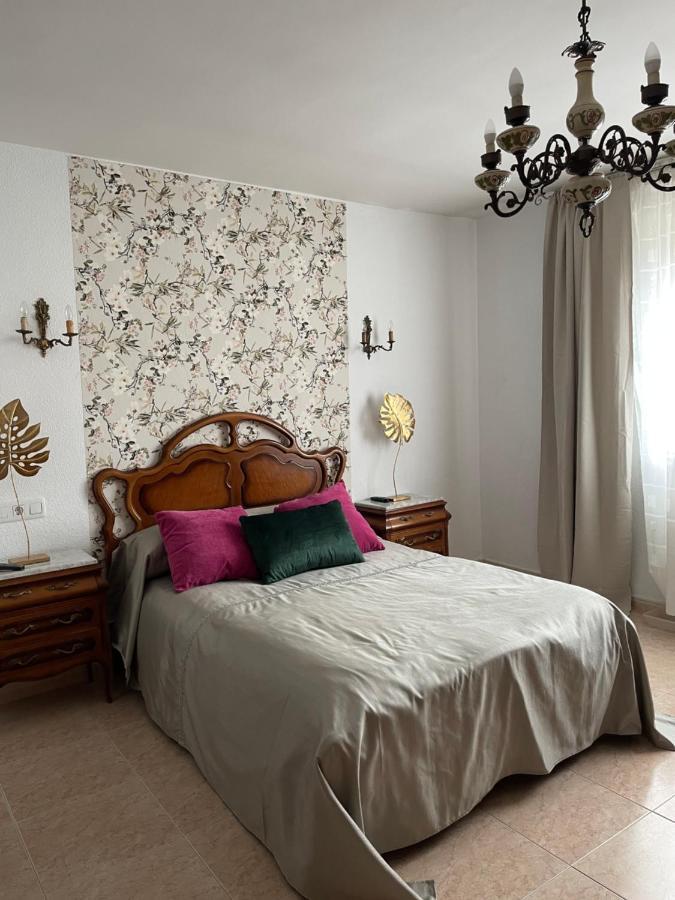 Hostel Arenos Velilla del Rio Carrion ภายนอก รูปภาพ