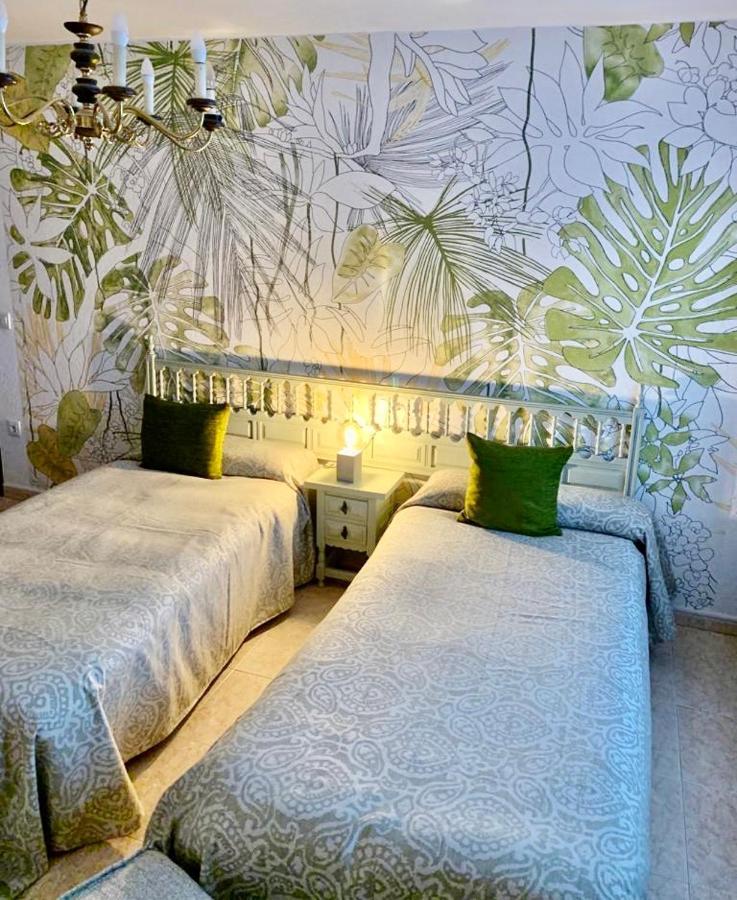 Hostel Arenos Velilla del Rio Carrion ภายนอก รูปภาพ